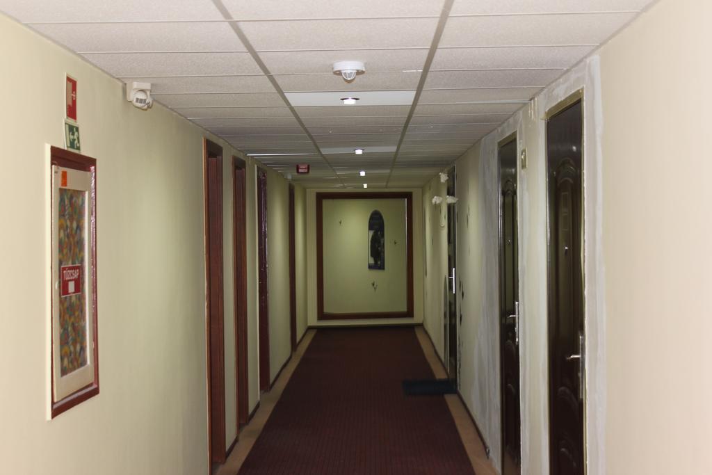 Hotel Ajka 1 Экстерьер фото